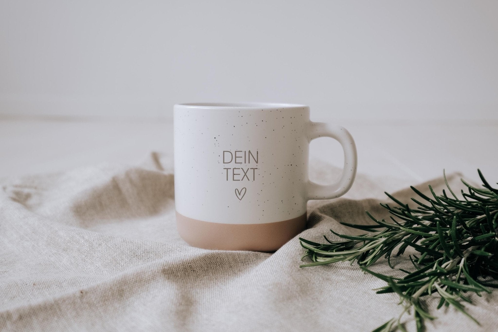 Tassen und Becher mit Gravur – Jellies Design