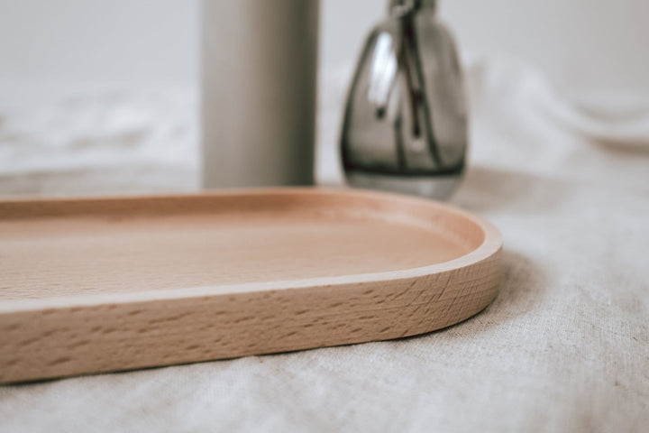 Holztablett aus Buche mit Gravur "Glück ist" – personalisiertes Geschenk für die Familie, in 2 Größen wählbar - Jellies Design