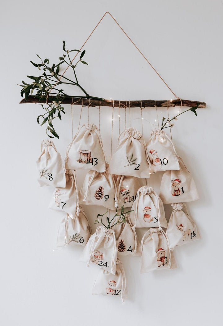 24 Kalender Säckchen für Weihnachten im Set, bedruckbare Baumwollbeutel in 2 Größen, bedruckt oder DIY Bügelbild, nachhaltig zertifiziert. - Jellies Design