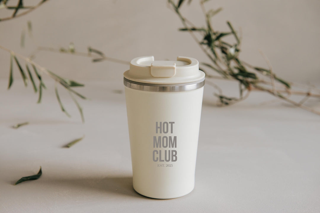 Mama Thermobecher | Kaffeebecher individuell graviert | To Go Becher | Hot Mom Club - JelliesDesign - Cups - Travel Mugs