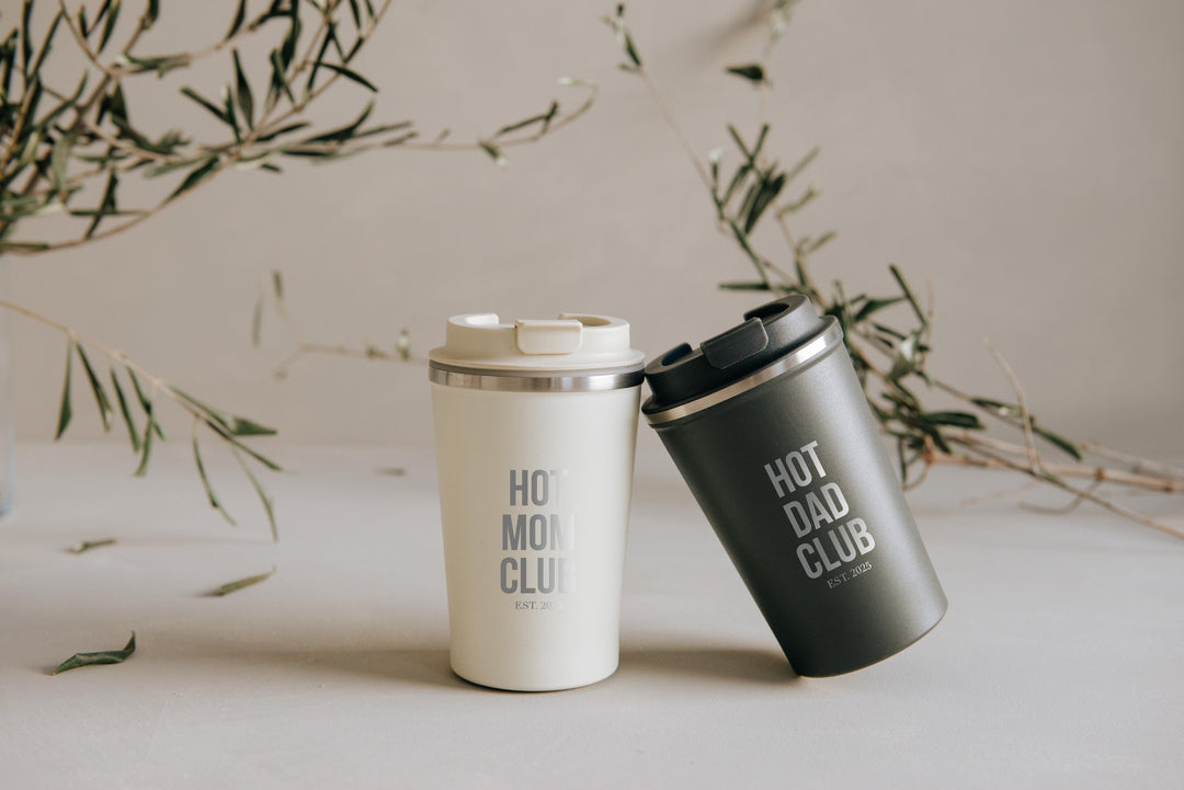 Mama Thermobecher | Kaffeebecher individuell graviert | To Go Becher | Hot Mom Club - JelliesDesign - Cups - Travel Mugs