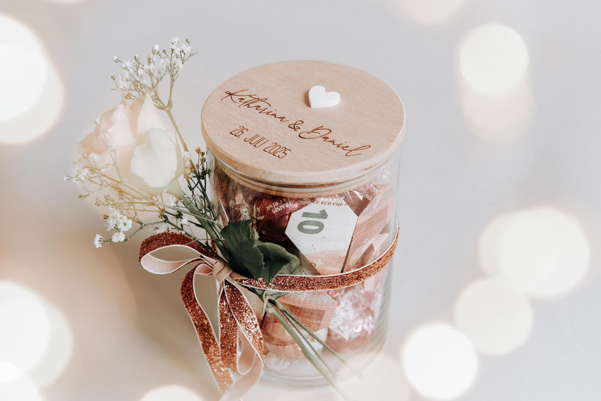 Hochzeitsglas "mit weißem Herz" das Geschenk zur Hochzeit, Verlobung oder Jahrestag ganz individuell, persönlich und nachhaltig - Jellies Design