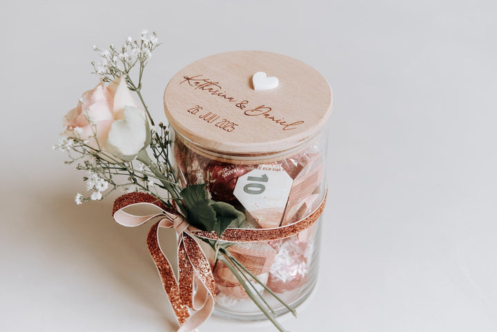 Hochzeitsglas "mit weißem Herz" das Geschenk zur Hochzeit, Verlobung oder Jahrestag ganz individuell, persönlich und nachhaltig - Jellies Design