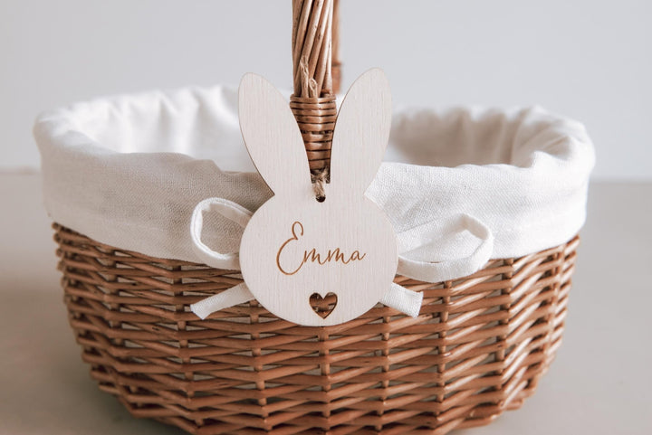 Osterkorb mit personalisiertem Anhänger, aus Weide und Baumwolle, Geschenkidee für Erzieherinnen, Freundin, Nachbarn oder Mitbringsel - Jellies Design