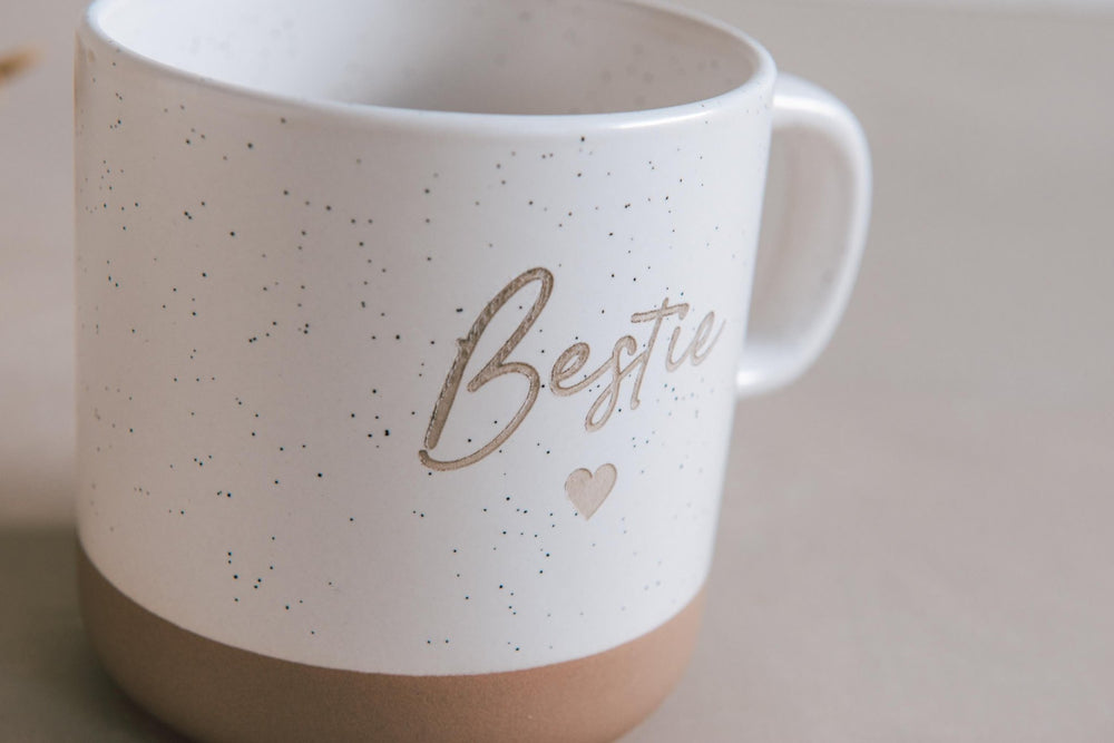 Keramiktasse Bestie – Geschenk für Freundin – Beste Freunde Geschenkidee - Jellies Design