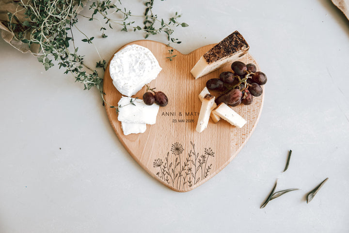 Geschenk Paar Jahrestag, Schneidebrett in Herzform, 2 Größen - JelliesDesign - - Cutting Boards