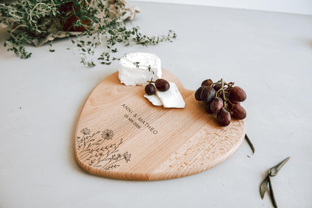 Geschenk Paar Jahrestag, Schneidebrett in Herzform, 2 Größen - JelliesDesign - - Cutting Boards