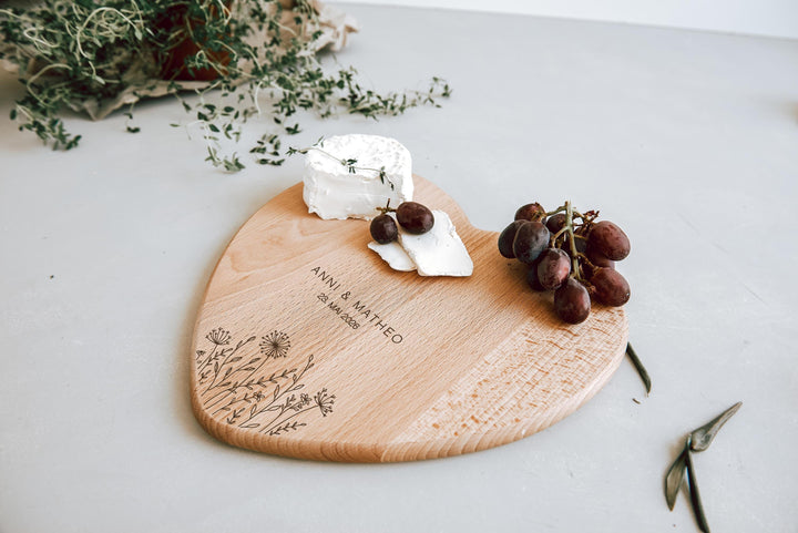 Geschenk Paar Jahrestag, Schneidebrett in Herzform, 2 Größen - JelliesDesign - - Cutting Boards
