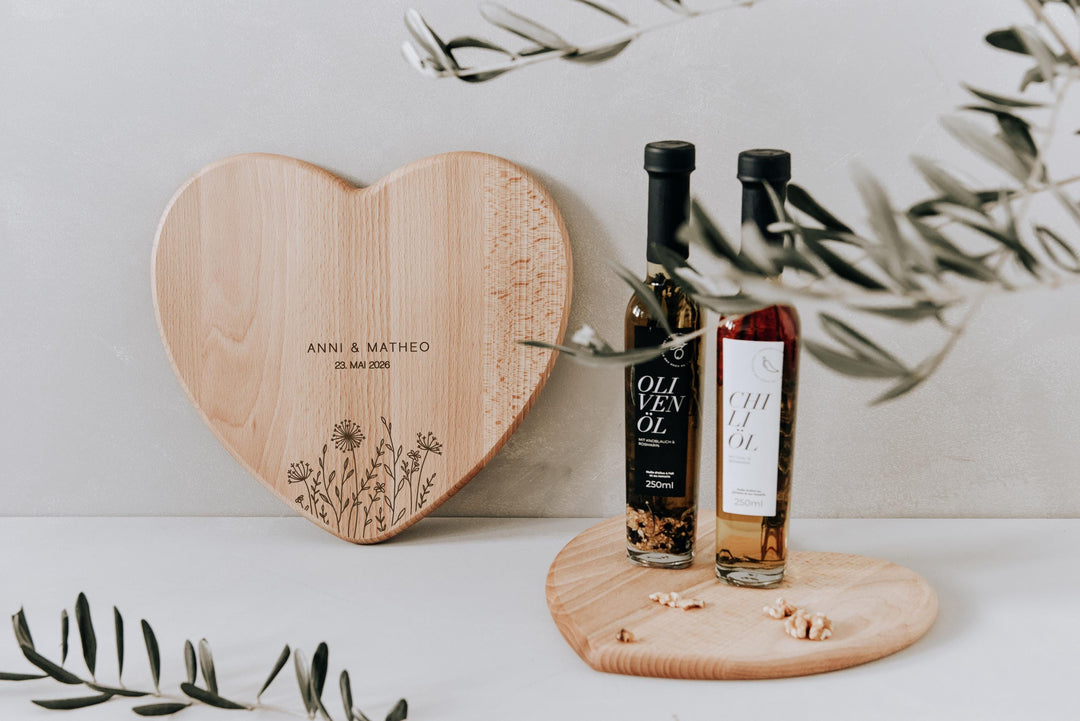 Geschenk Paar Jahrestag, Schneidebrett in Herzform, 2 Größen - JelliesDesign - - Cutting Boards
