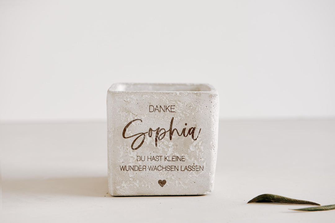 Blumentopf personalisiert mit Danke und Abschied für Kollegin, Erzieherin, Lehrerin "Du hast kleine Wunder wachsen lassen" - JelliesDesign - - Indoor Planters