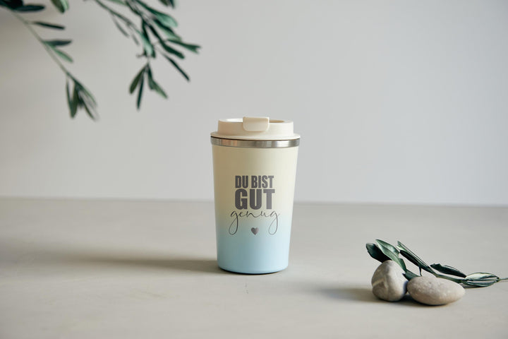 Thermobecher mit Gravur "Du bist gut genug", 350 ml Edelstahl - Beige Pastell-Verlauf in Grün, Blau oder Rosa - JelliesDesign - Cups - Travel Mugs
