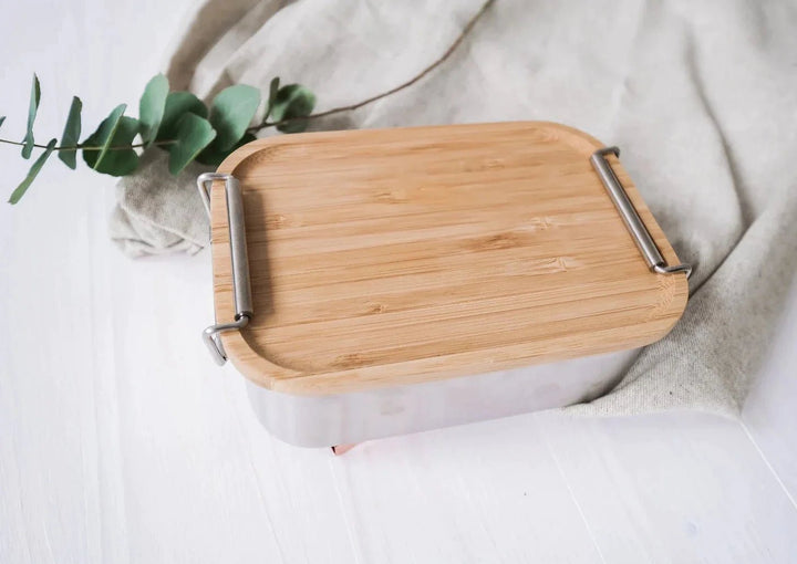Lunchbox aus Edelstahl mit Holzdeckel "Dinofreunde" personalisierbar