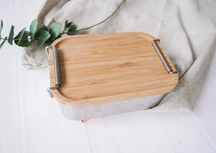 Lunchbox aus Edelstahl mit Holzdeckel "Zebrafreunde" personalisierbar