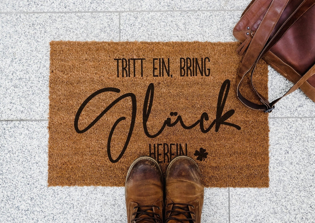 Kokos Fußmatte "Tritt ein bring Glück herein" - Jellies Design