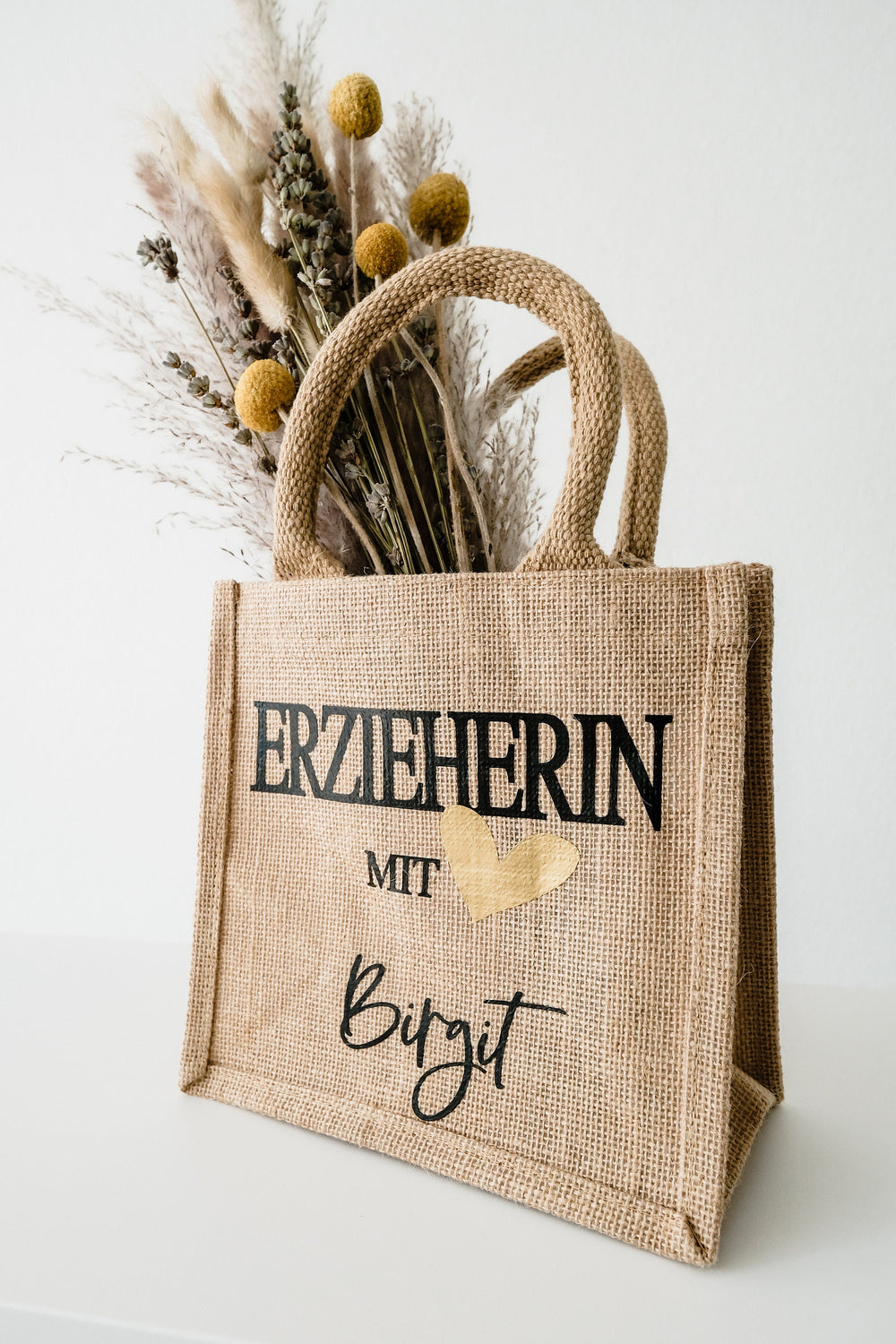 Jutetasche mit Namen "Erzieherin mit Herz" - JelliesDesign - Jute Bag - Totes