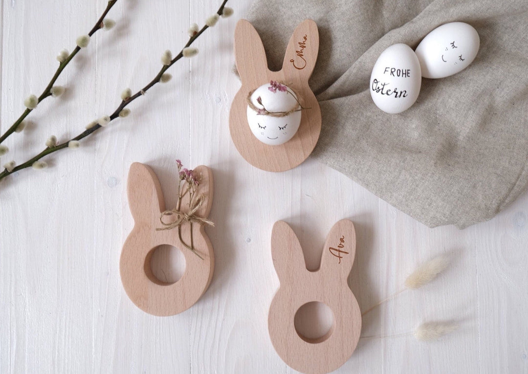 Eierbecher aus Holz "Hasenohren" personalisierbar - Jellies Design
