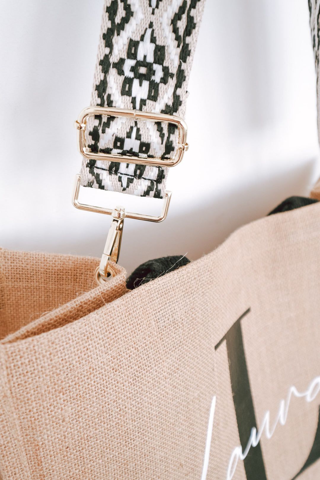 Jutetasche mit besticktem Taschengurt "Ethno Design", personalisierbar - JelliesDesign - Jute Bag - Totes