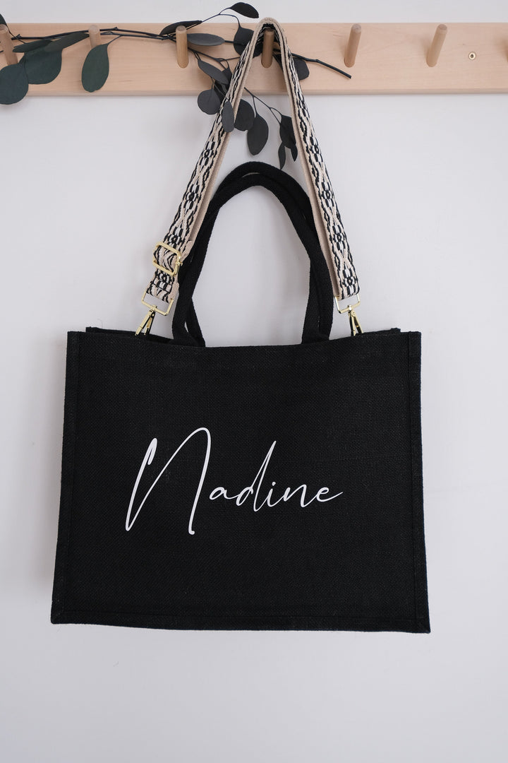 Jutetasche schwarz mit bunt bestickten Taschengurten, personalisierbar - JelliesDesign - Jute Bag - Totes