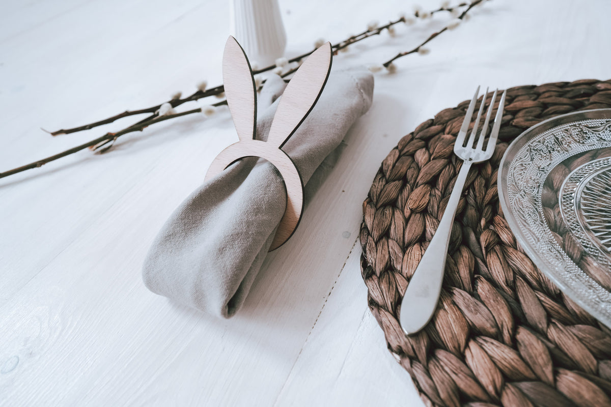 Ostertisch Deko Serviettenring aus Holz "Hasenohren" - Jellies Design