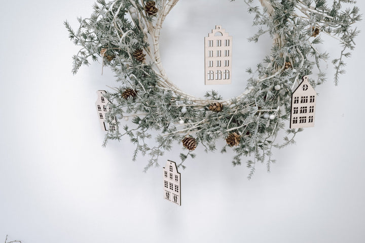 Weihnachtsbaumschmuck Holzhäuschen im skandinavischem Stil - Jellies Design