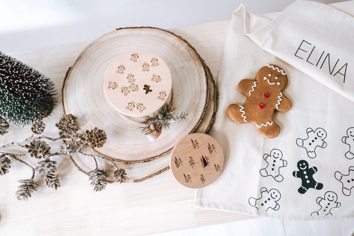 Weihnachtsgläser und Keksdosen mit Skandinavischen Tannenbaummotiv in vier verschiedenen Größen - Jellies Design